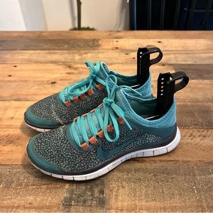 Women Nike Free Run 3.0 Size 6.5